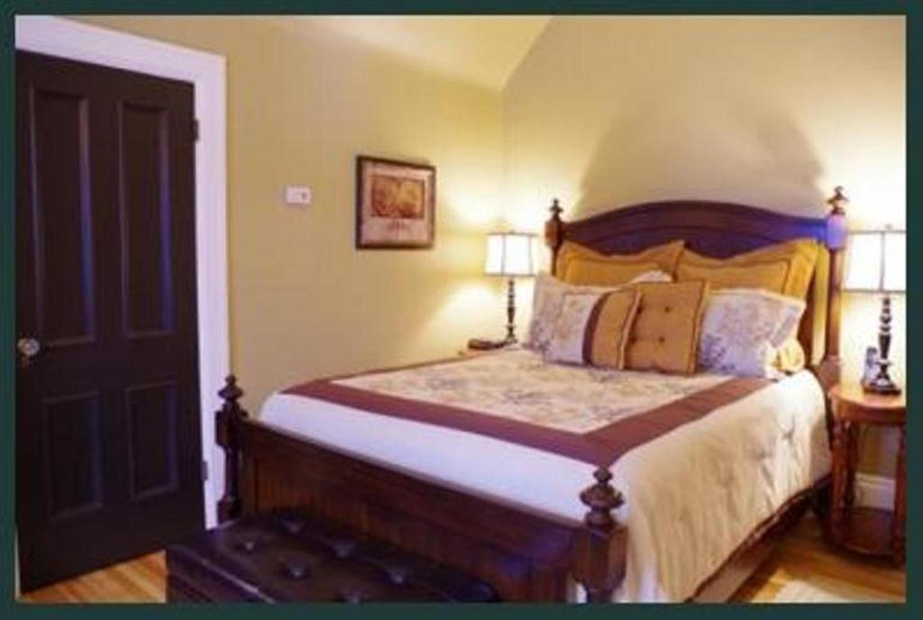 Quartermain House Bed & Breakfast フレデリクトン 部屋 写真
